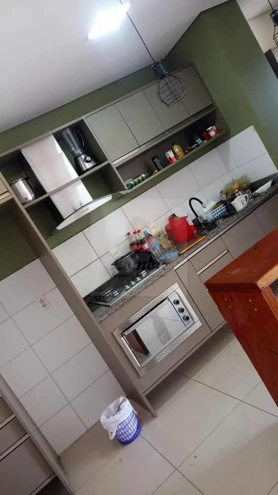 Apartamento à venda com 3 quartos, 106m² - Foto 3