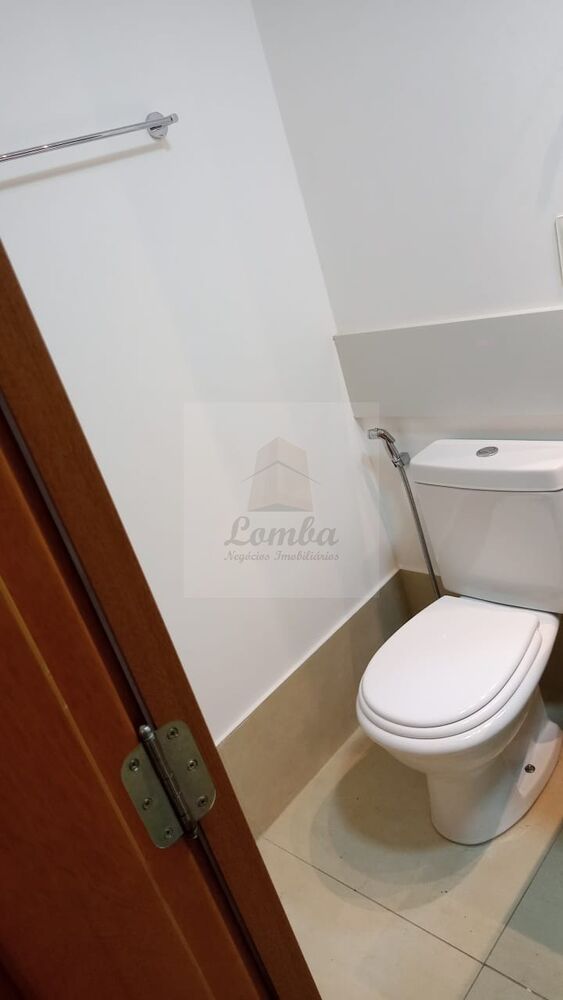 Apartamento para alugar com 3 quartos, 106m² - Foto 13