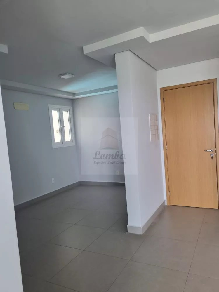 Apartamento para alugar com 3 quartos, 155m² - Foto 3