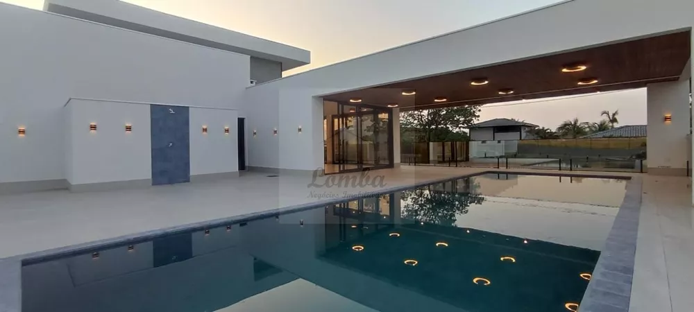 Casa à venda com 6 quartos, 400m² - Foto 7