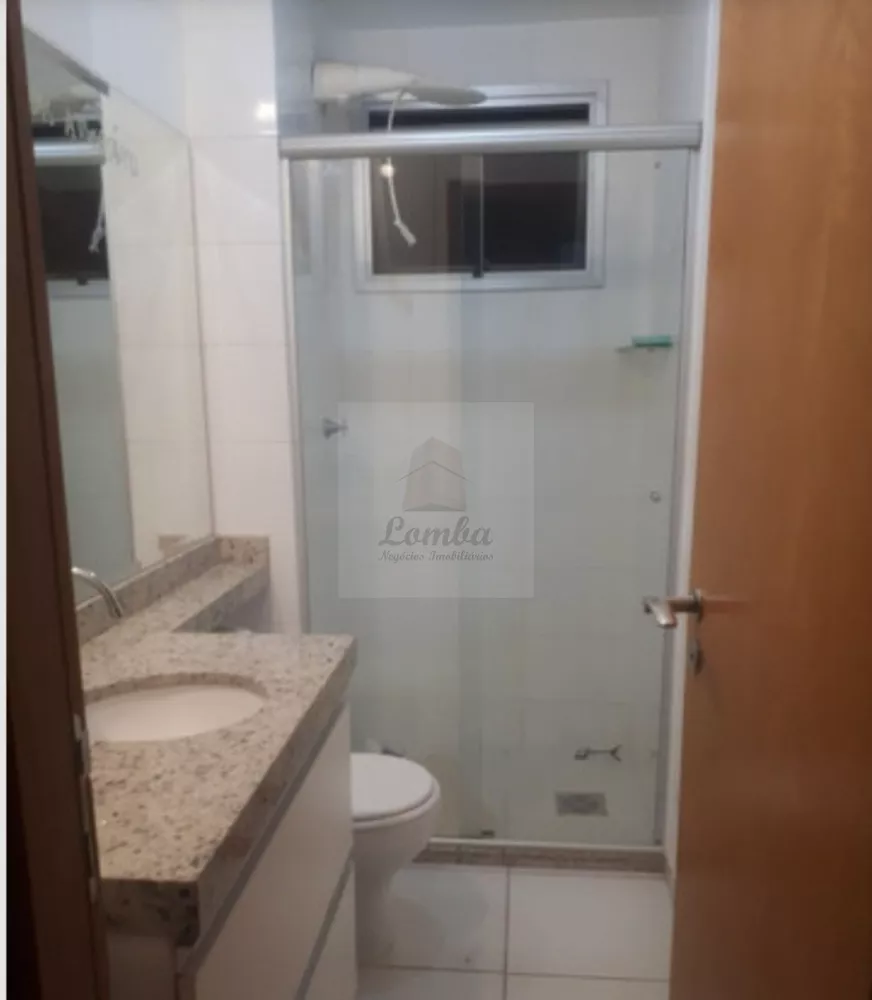 Apartamento para alugar com 3 quartos, 97m² - Foto 2