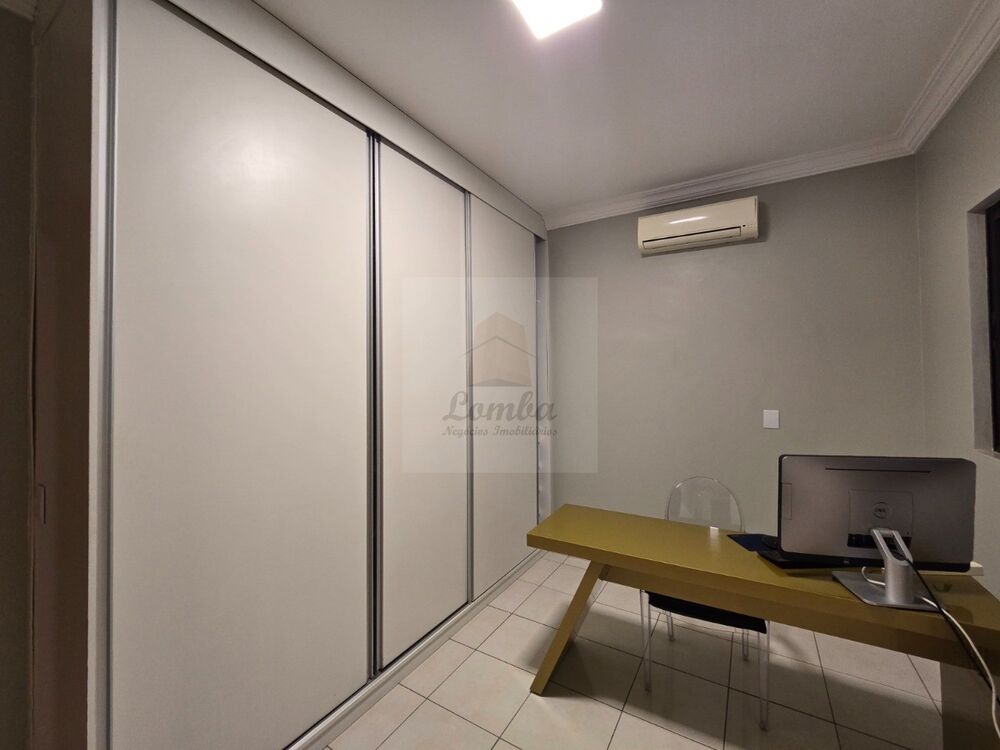 Apartamento para alugar com 3 quartos, 234m² - Foto 5