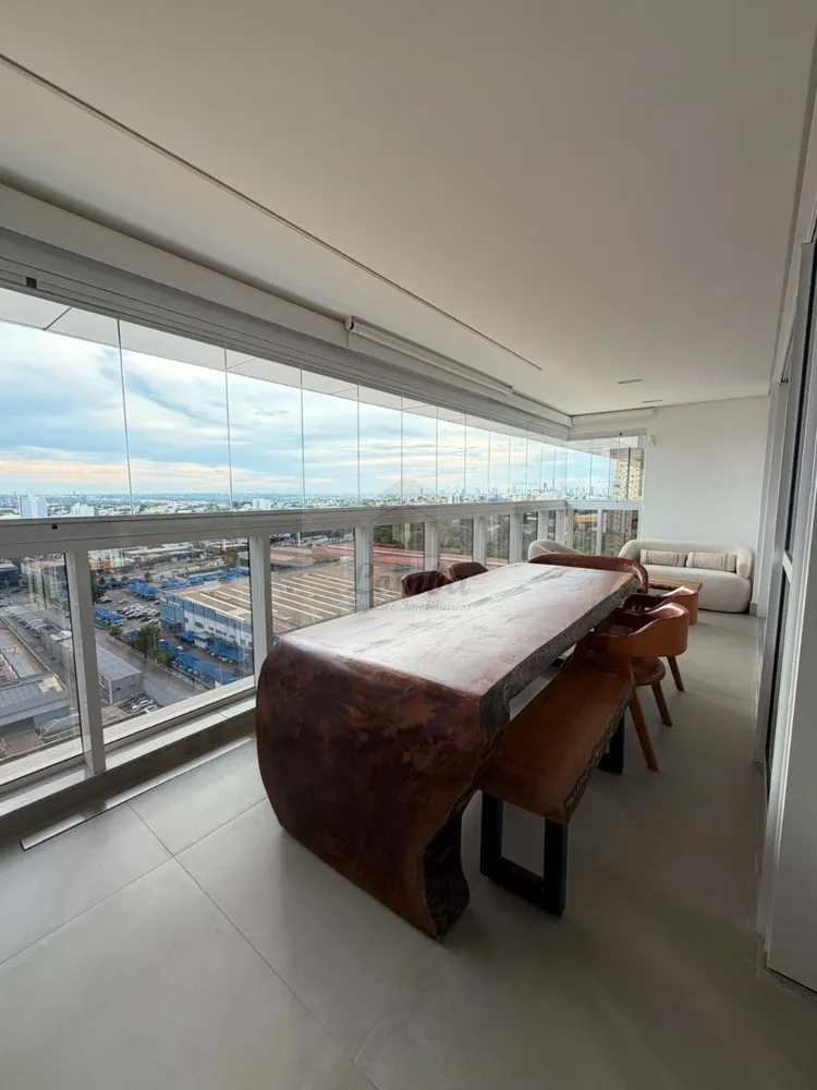 Apartamento, 3 quartos, 193 m² - Foto 1