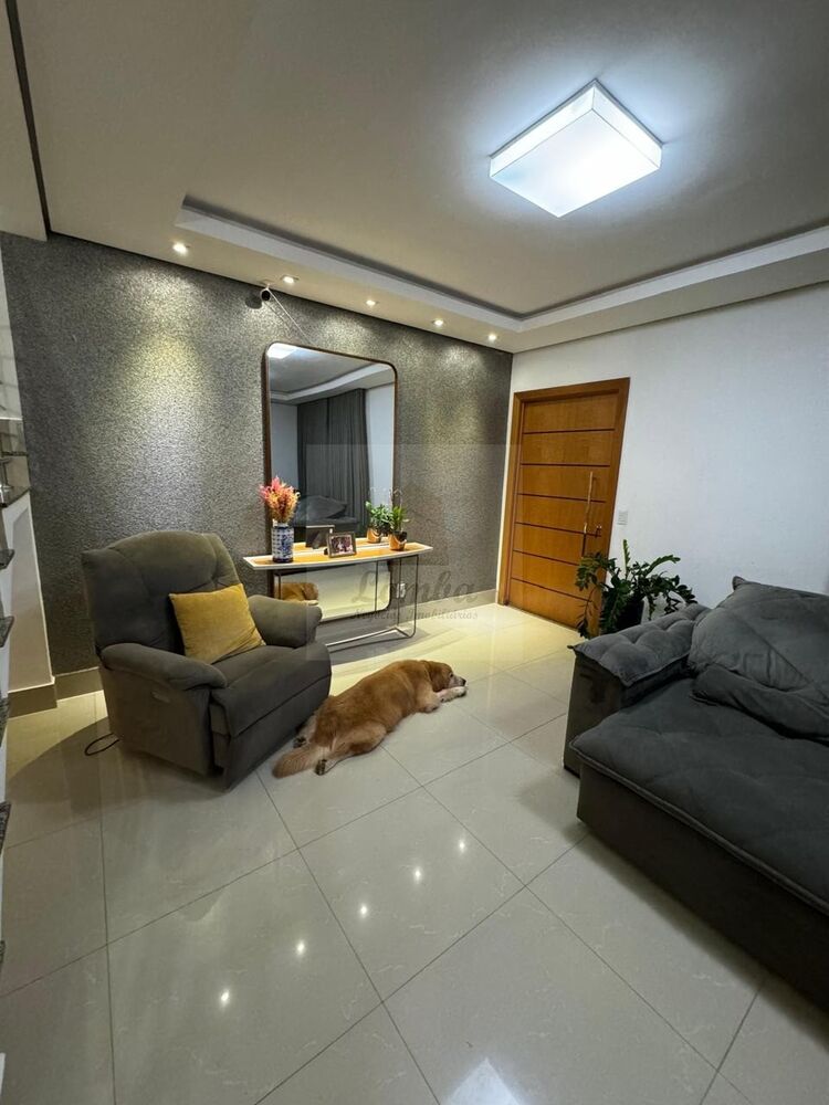 Casa, 3 quartos, 182 m² - Foto 2