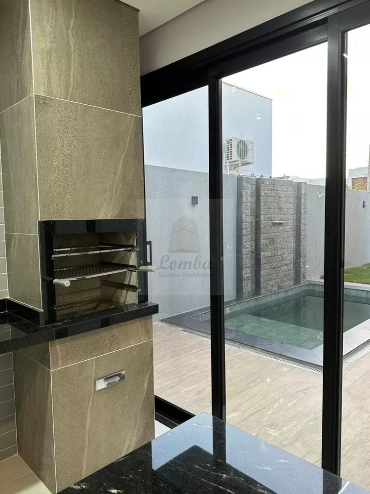 Casa, 3 quartos, 172 m² - Foto 2