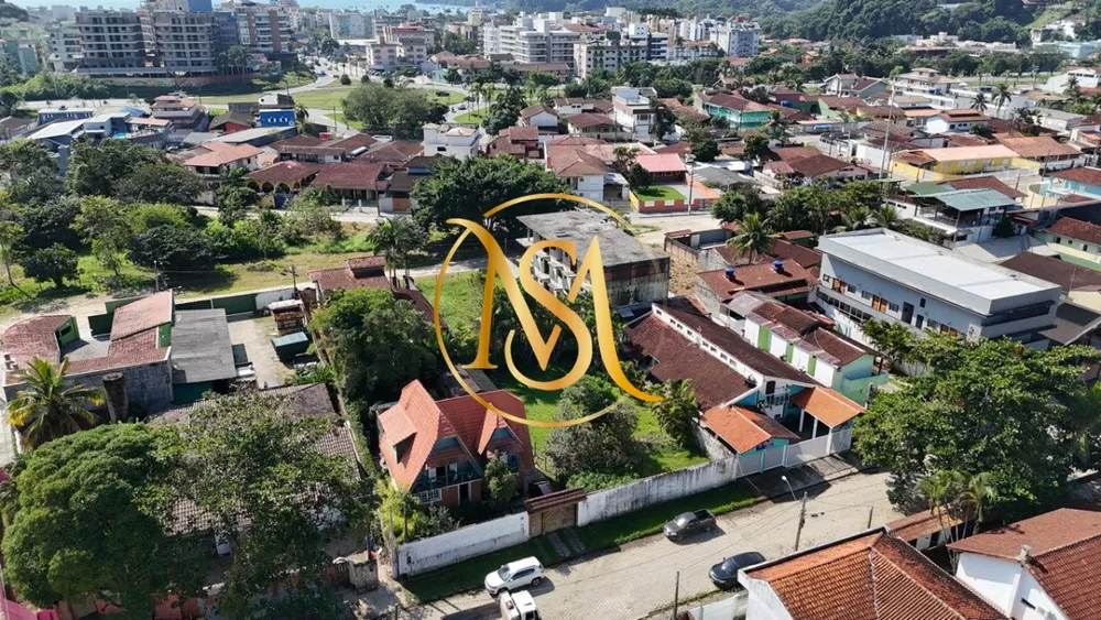 Casa, 5 quartos, 234 m² - Foto 4