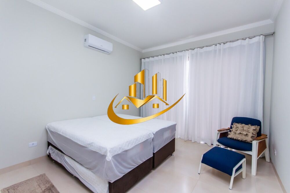 Casa, 4 quartos, 238 m² - Foto 4