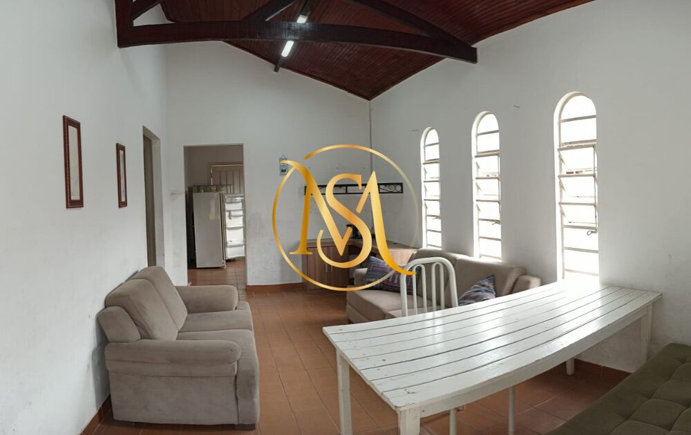 Casa à venda com 2 quartos, 132m² - Foto 2