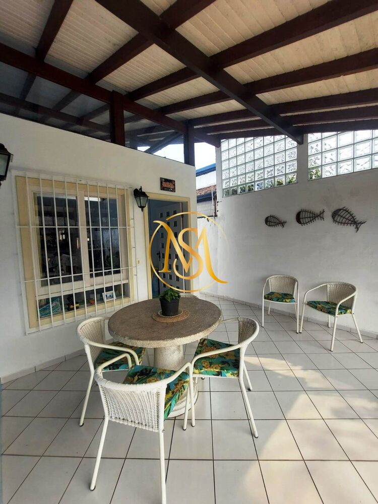 Casa, 5 quartos, 141 m² - Foto 2