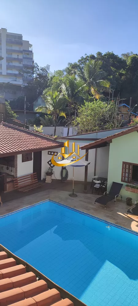 Casa à venda com 4 quartos, 405m² - Foto 4