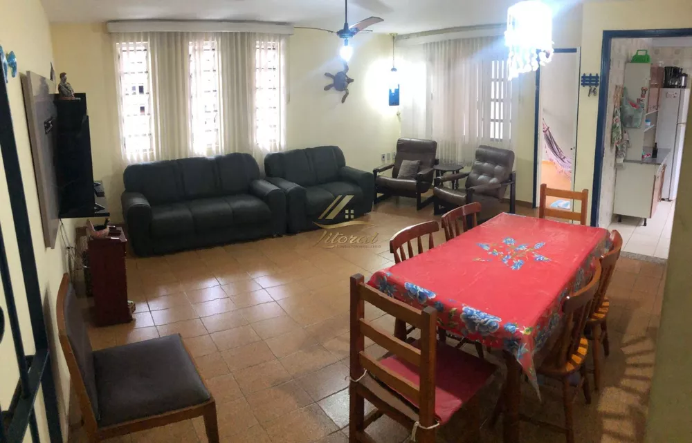 Casa à venda com 3 quartos, 100m² - Foto 1