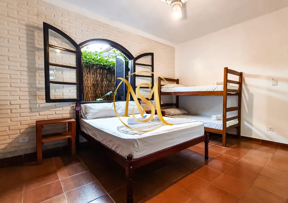 Casa, 6 quartos, 250 m² - Foto 13