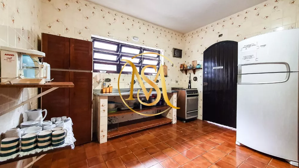 Casa, 6 quartos, 250 m² - Foto 3