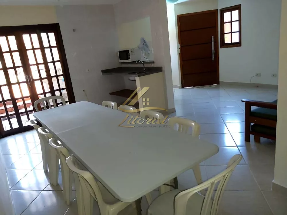 Casa à venda com 1 quarto, 90m² - Foto 2