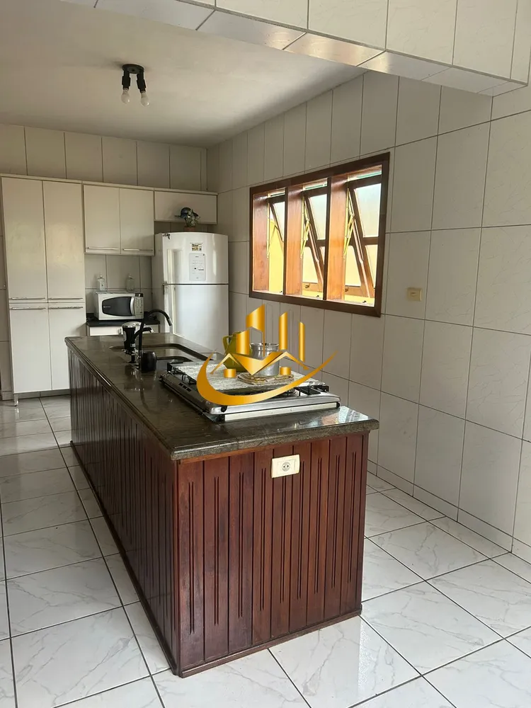 Casa, 3 quartos, 225 m² - Foto 17