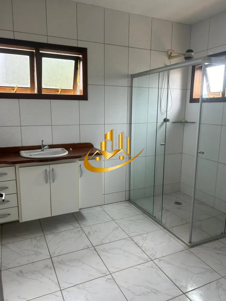 Casa, 3 quartos, 225 m² - Foto 8