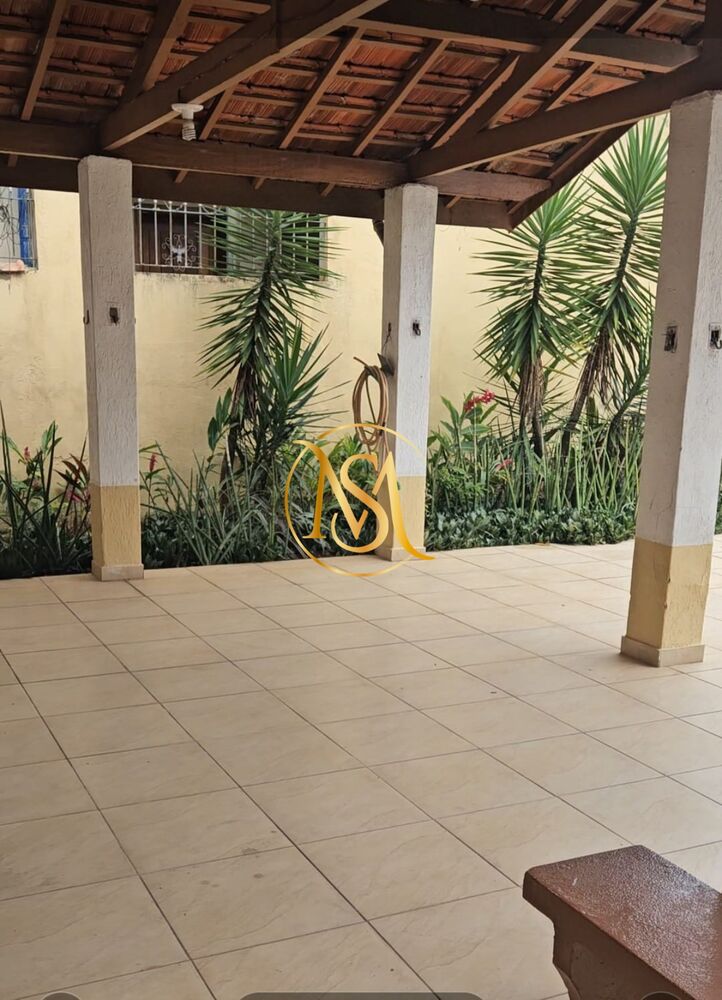 Casa, 3 quartos, 180 m² - Foto 1