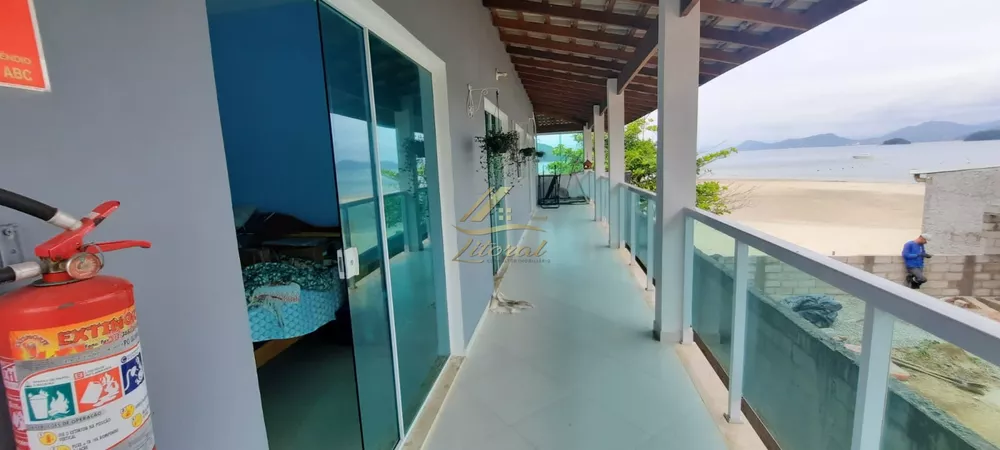 Casa à venda com 4 quartos, 280m² - Foto 3