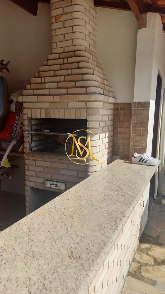 Casa, 5 quartos, 228 m² - Foto 2