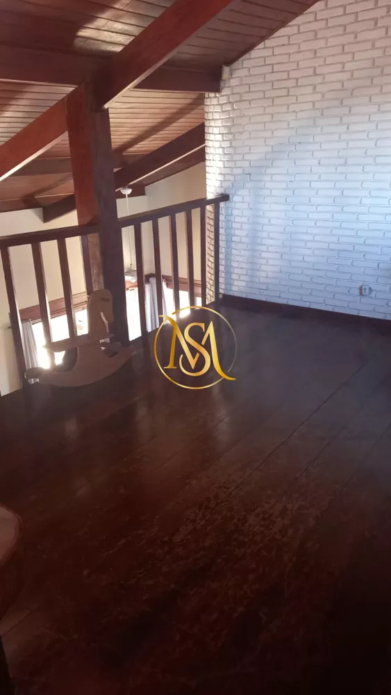 Casa, 5 quartos, 228 m² - Foto 1