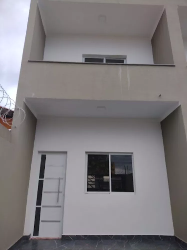 Sobrado à venda com 2 quartos, 82m² - Foto 1