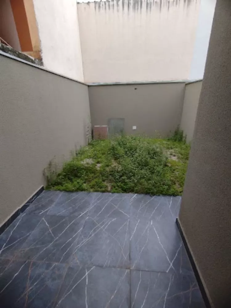 Sobrado à venda com 2 quartos, 82m² - Foto 8