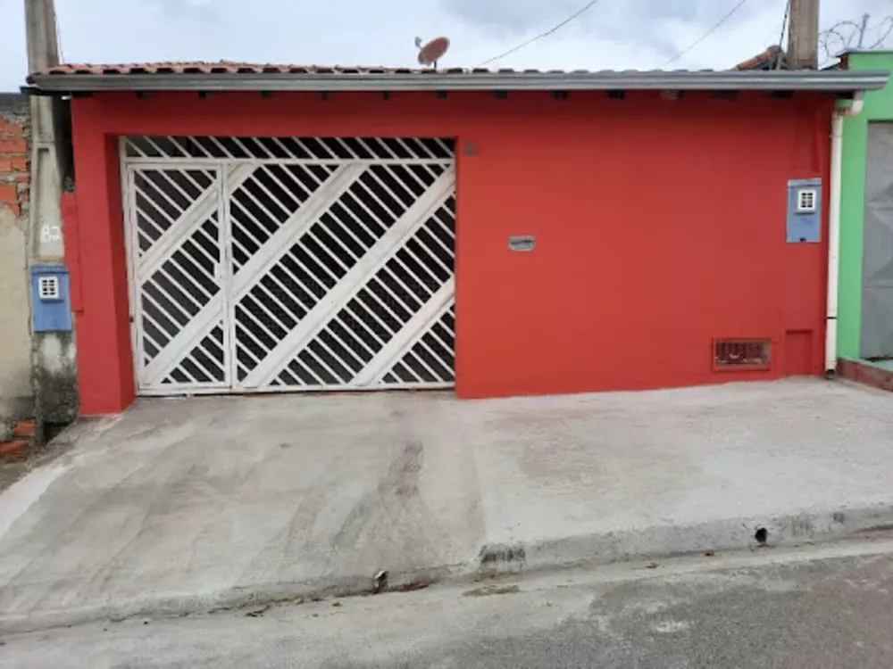 Casa à venda com 2 quartos, 95m² - Foto 1