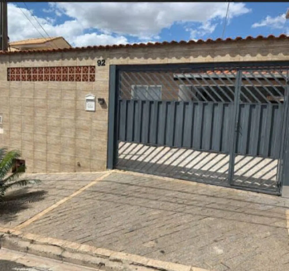 Casa, 3 quartos, 132 m² - Foto 2