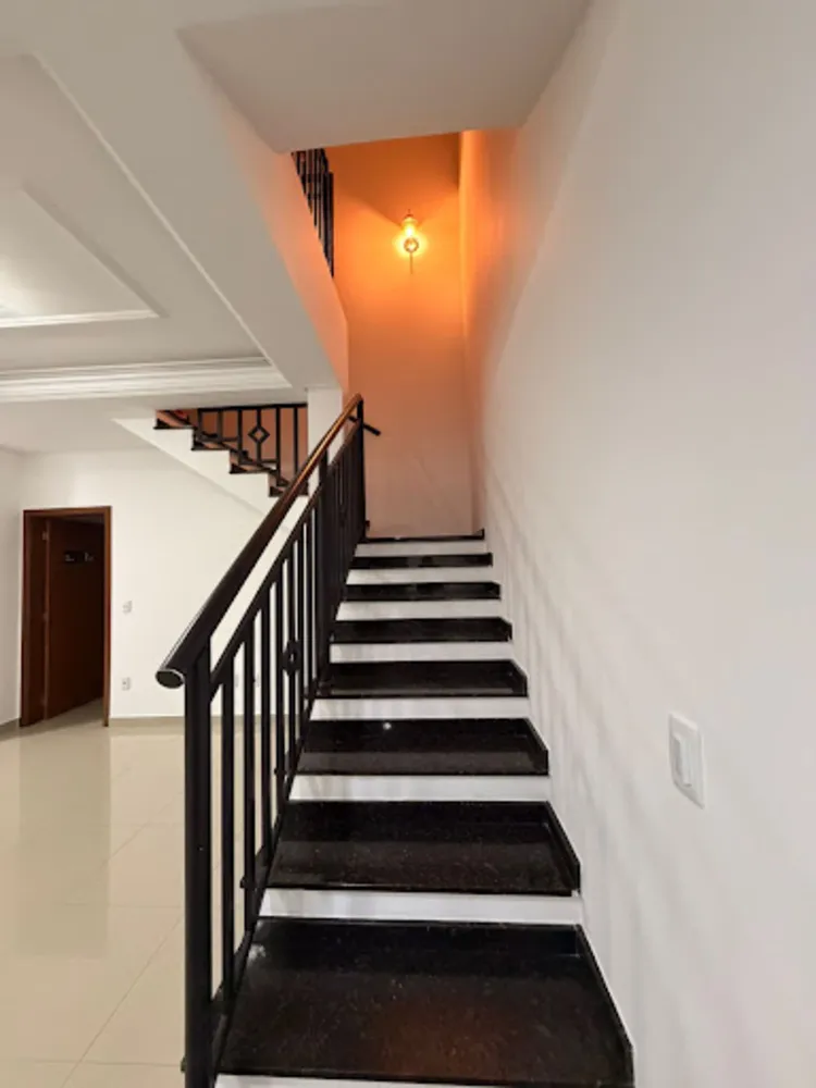 Sobrado, 4 quartos, 228 m² - Foto 3