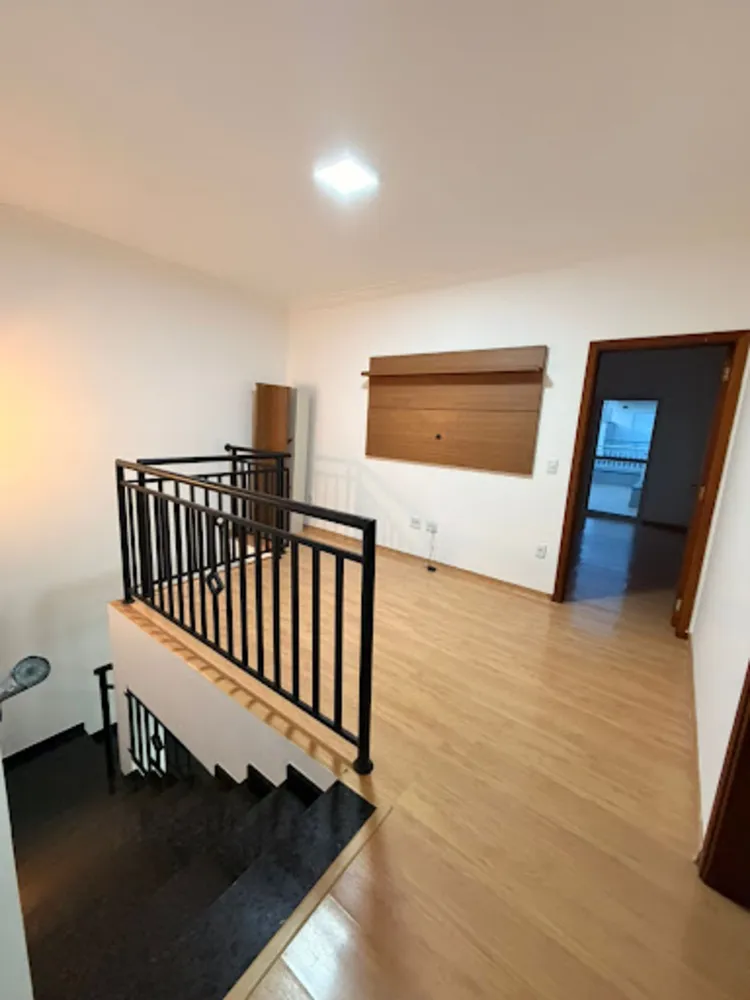 Sobrado, 4 quartos, 228 m² - Foto 2