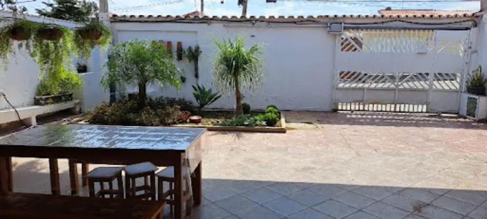 Casa, 3 quartos, 193 m² - Foto 1