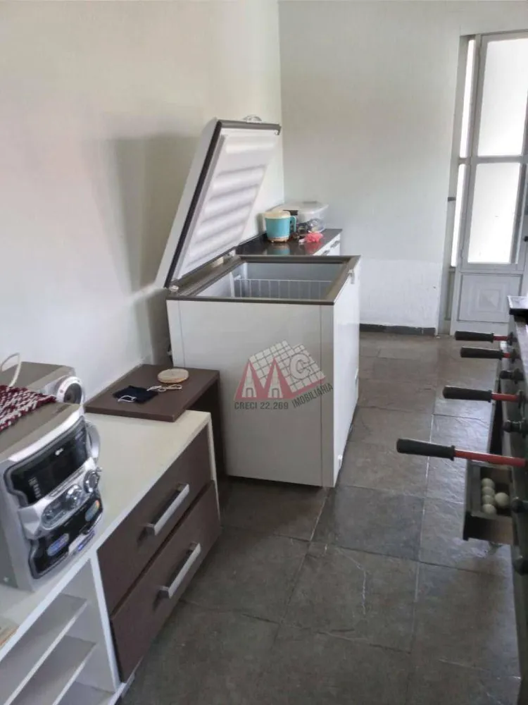 Chácara, 3 quartos, 1000 m² - Foto 1