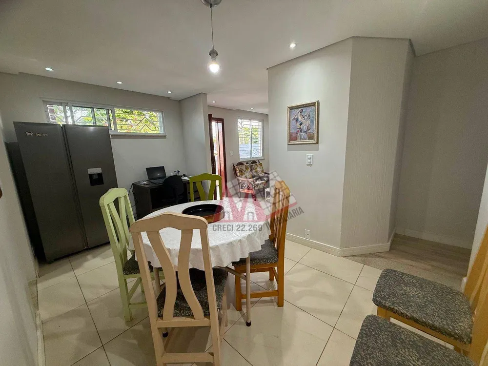 Casa, 3 quartos, 194 m² - Foto 4