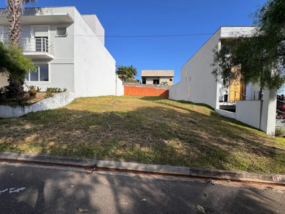Loteamento e Condomínio, 300 m² - Foto 1