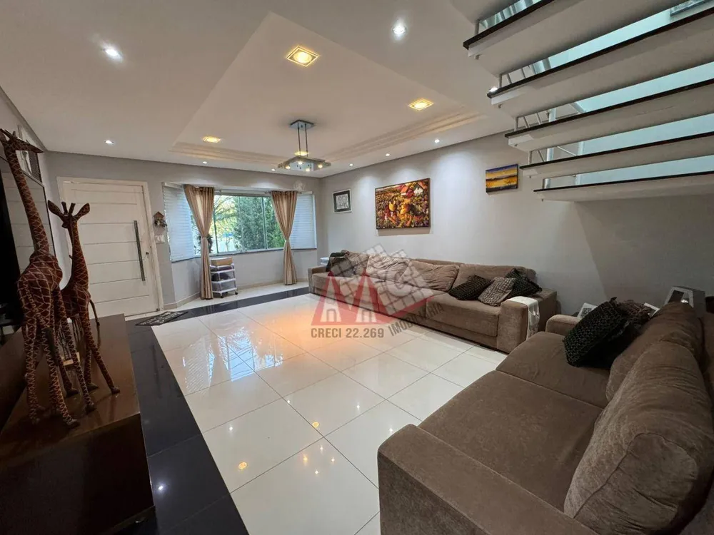Sobrado, 3 quartos, 241 m² - Foto 2