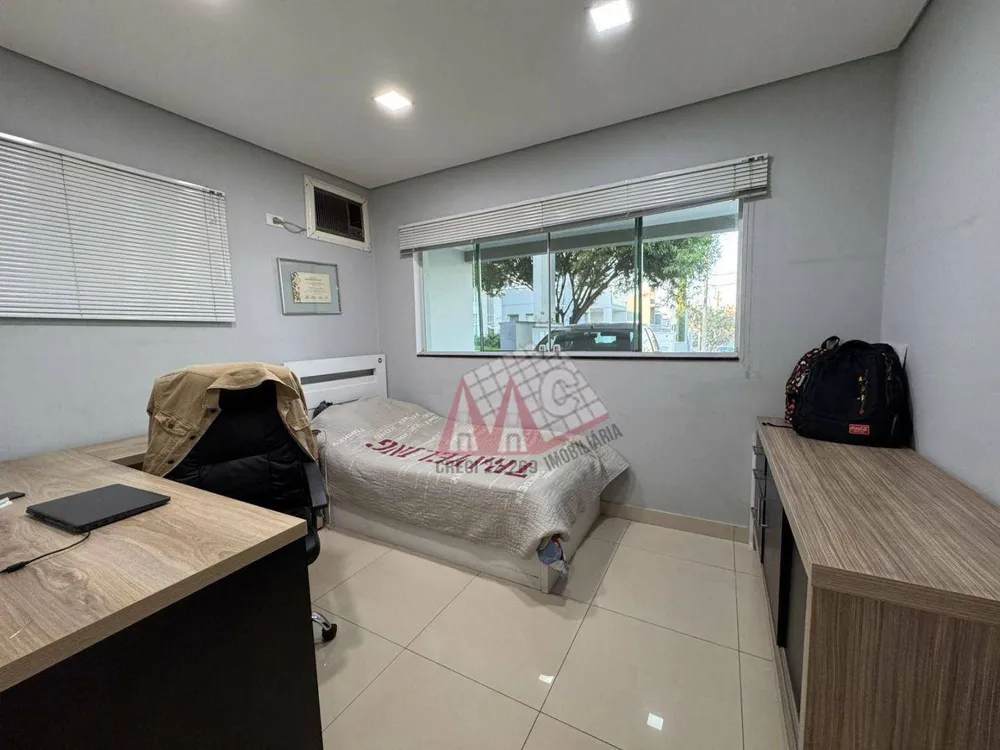 Sobrado, 3 quartos, 241 m² - Foto 8