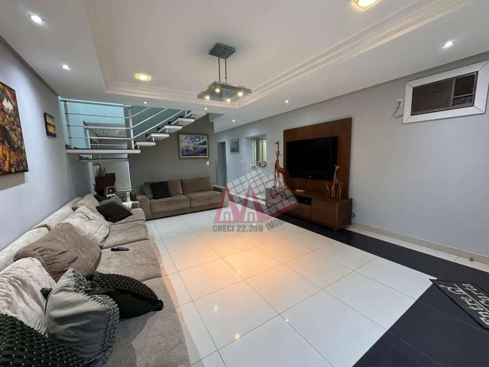 Sobrado, 3 quartos, 241 m² - Foto 3