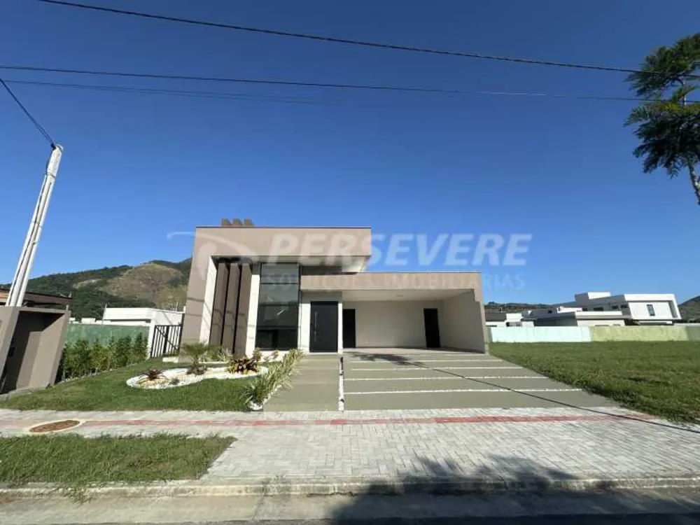 Casa, 3 quartos, 179 m² - Foto 1
