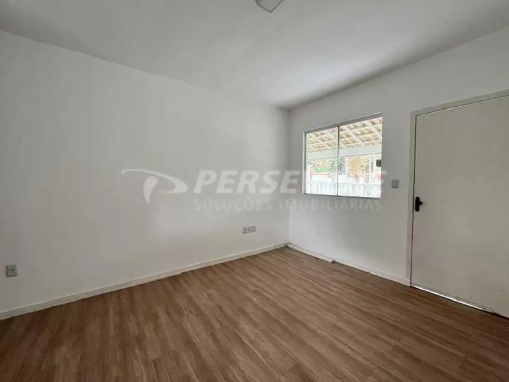 Casa de Condomínio à venda com 2 quartos, 72m² - Foto 3