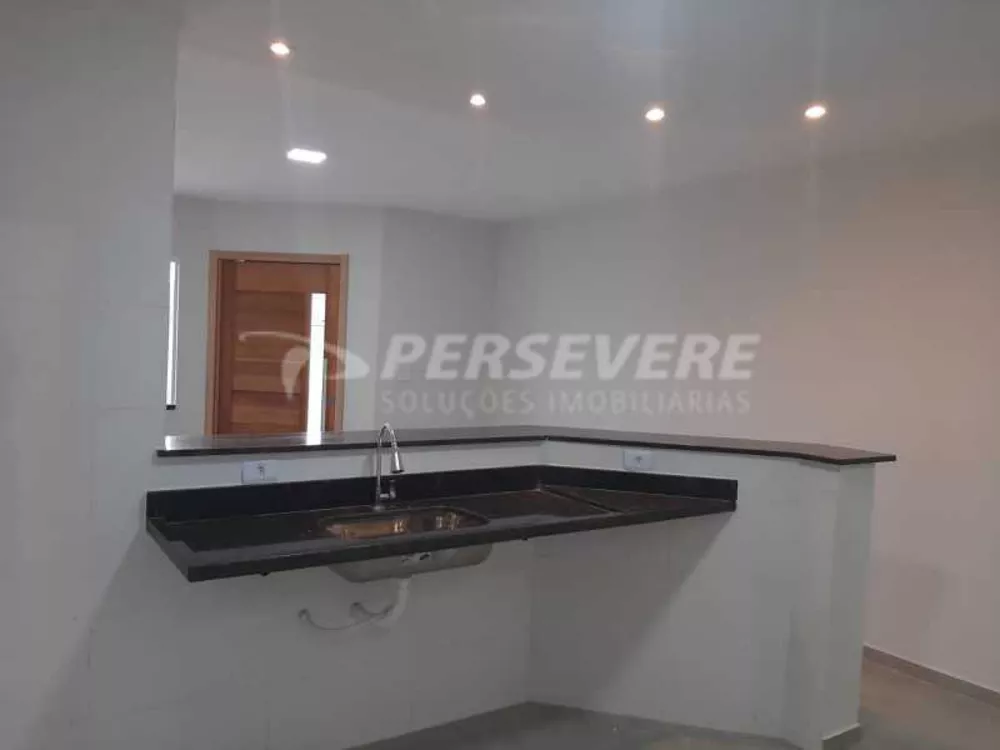 Casa à venda com 2 quartos, 72m² - Foto 5