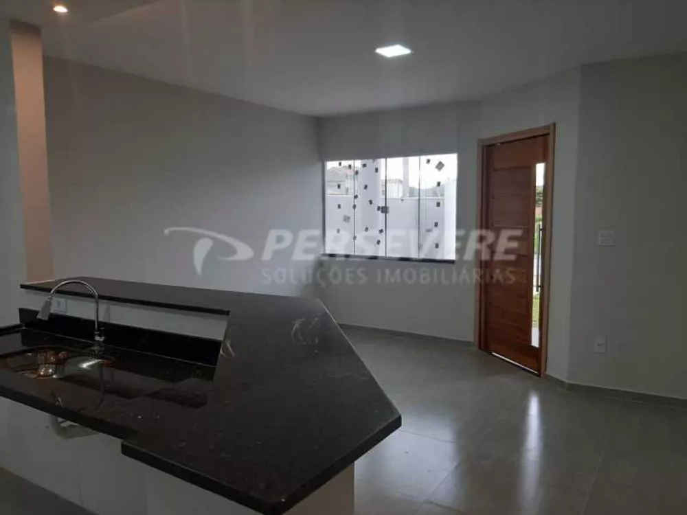 Casa à venda com 2 quartos, 72m² - Foto 8