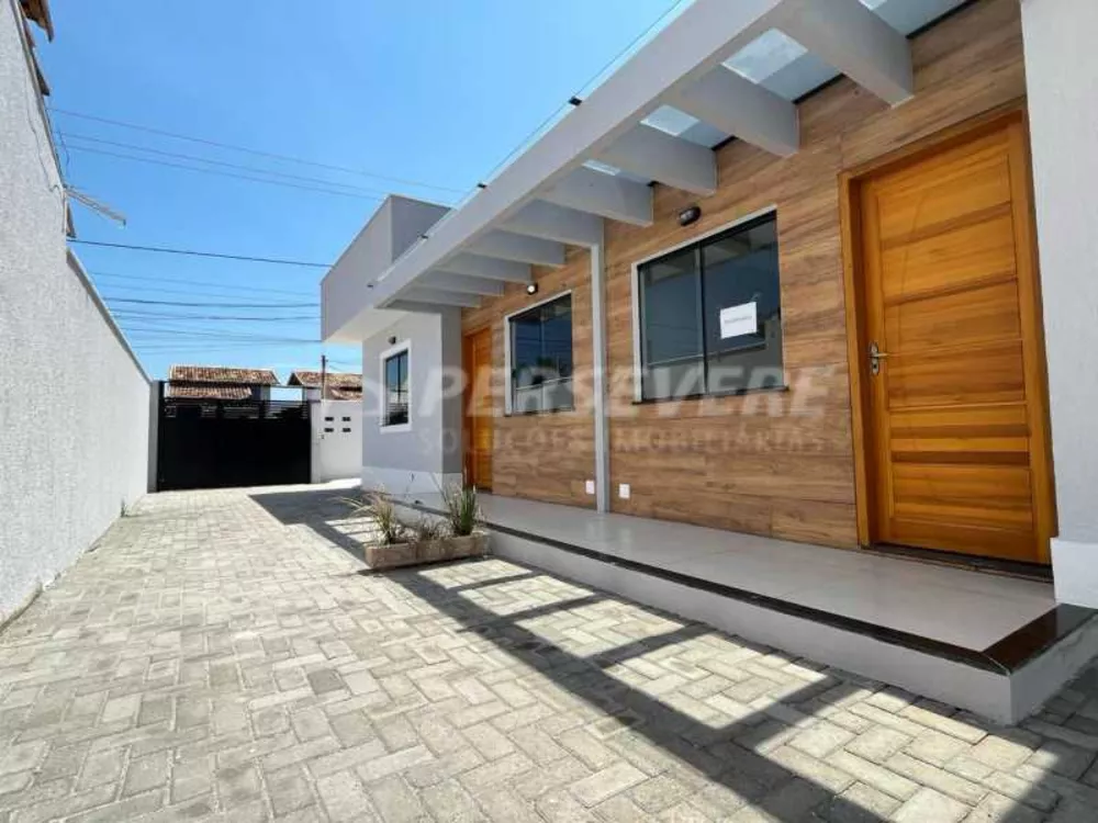 Casa à venda com 2 quartos, 60m² - Foto 2