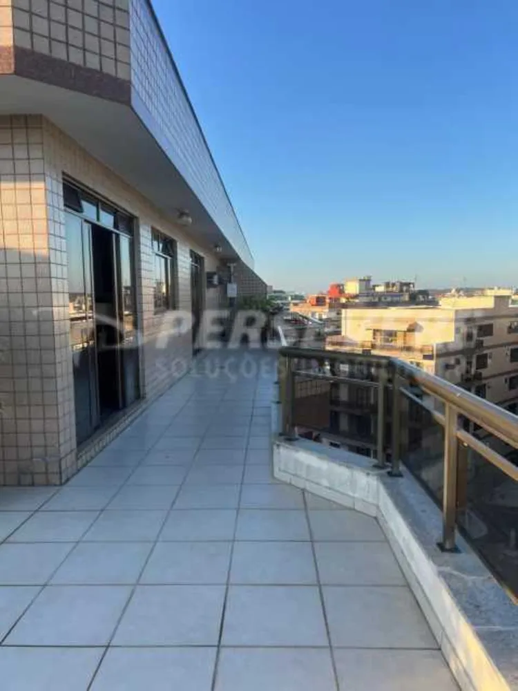 Casa, 6 quartos, 206 m² - Foto 2