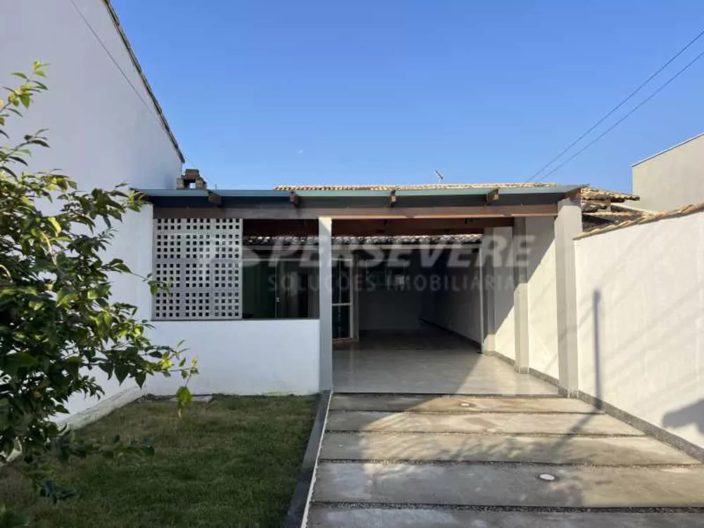 Casa à venda com 2 quartos, 124m² - Foto 1