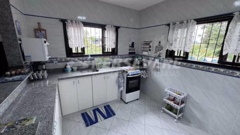 Casa, 4 quartos, 270 m² - Foto 14