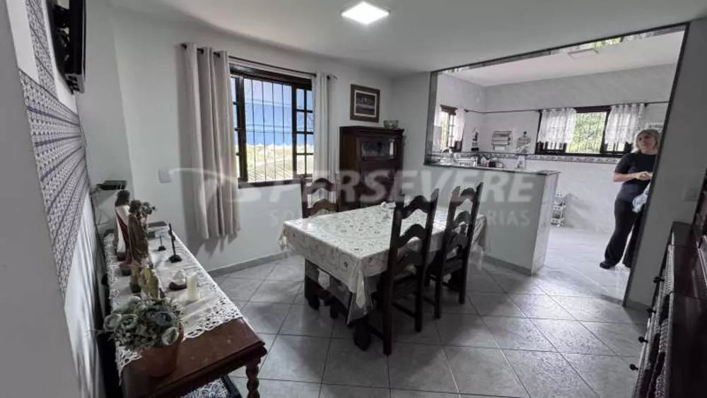 Casa, 4 quartos, 270 m² - Foto 12