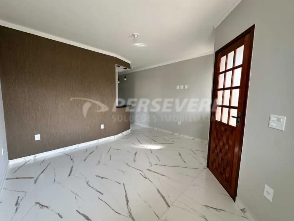 Casa, 2 quartos, 182 m² - Foto 2