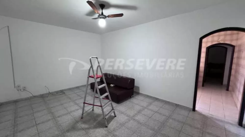 Casa, 4 quartos, 240 m² - Foto 13