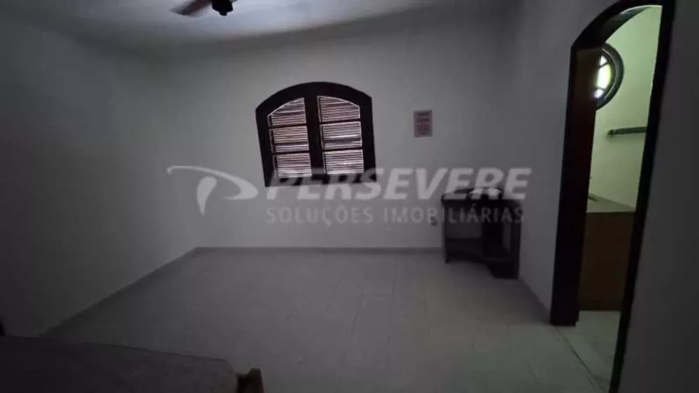 Casa, 4 quartos, 240 m² - Foto 17