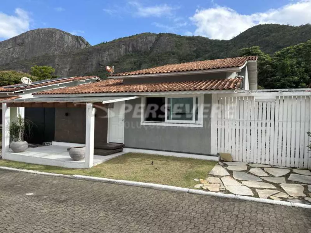 Casa, 4 quartos, 168 m² - Foto 1
